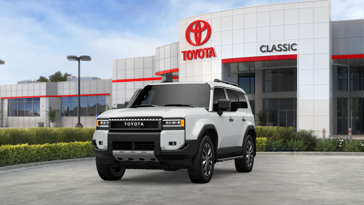 2027 Toyota Land Cruiser Base in Wind Chill Pearl <a role='button' class='viewDgDisclaimersButton' data-toggle='modal'...